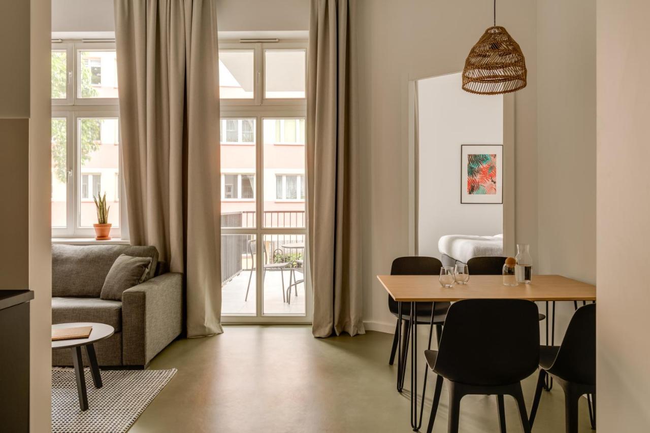 Plantonia Aparthotel Krakow Exterior photo
